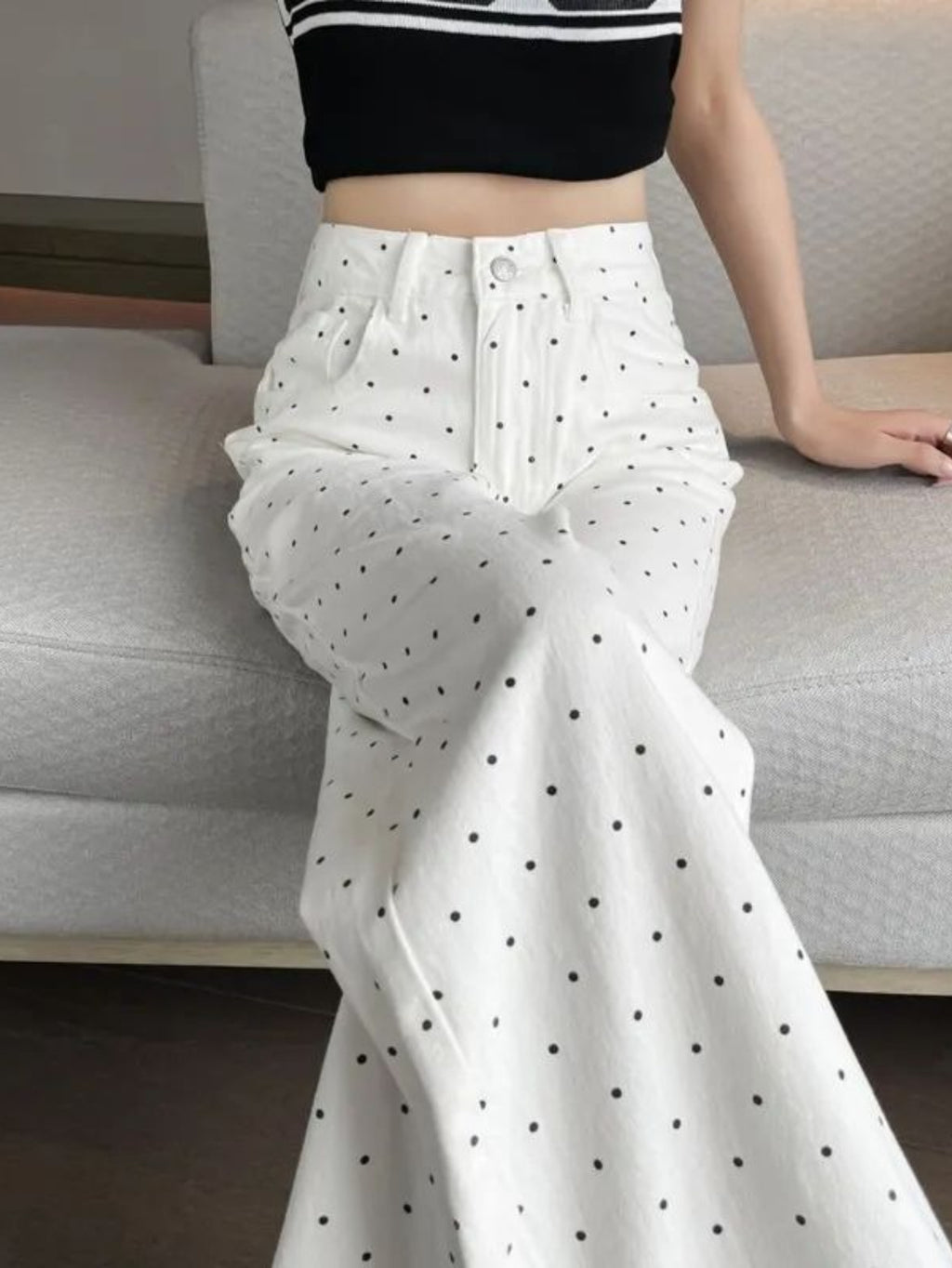 Women's Denim Pants - Fashion Personality Casual Loose Street Trend Temperament Commuter Retro Avant-garde Playful High Waist Design White Casual Pants